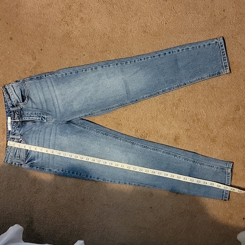 Jean - Picture 2 of 3